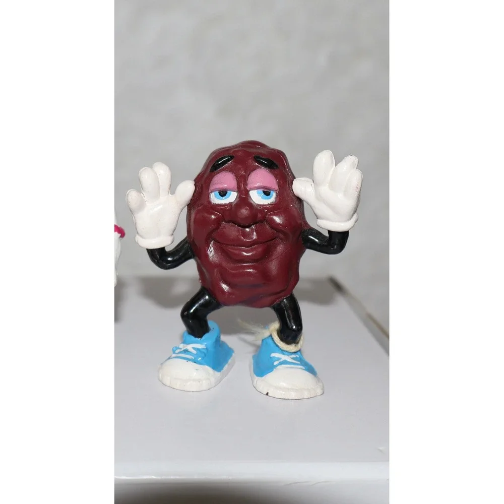 Vintage California Raisins PVC Figures Set of 5 Valentine Heart Singer 1980s